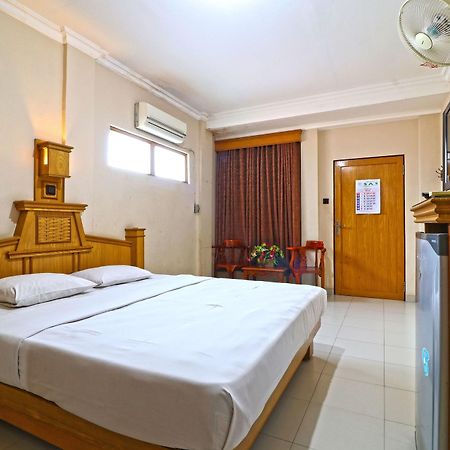 בנג'ארמאסין Hotel Sas Syariah מראה חיצוני תמונה
