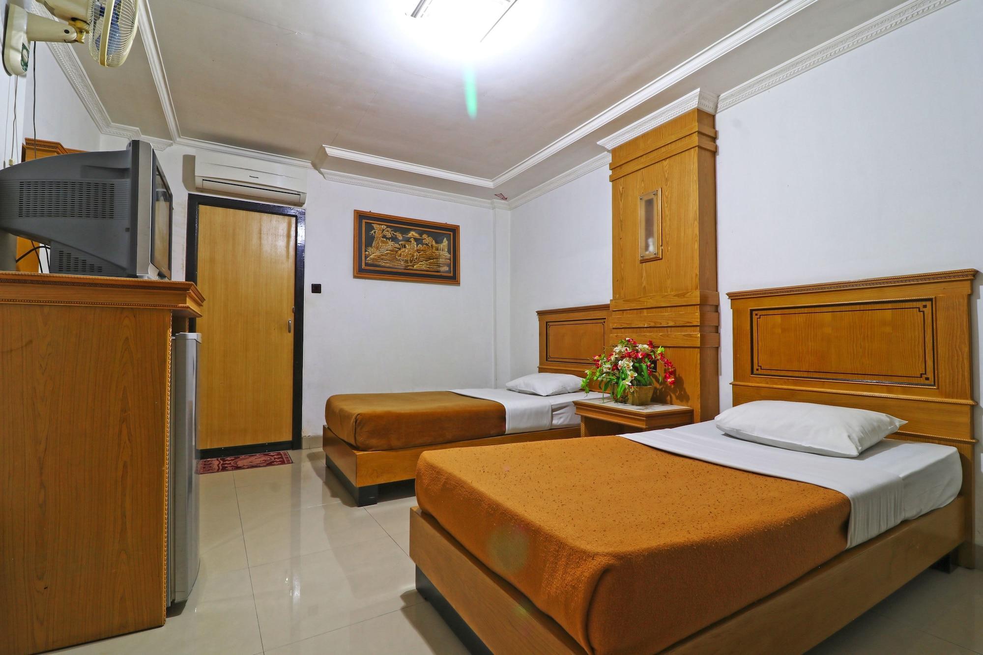 בנג'ארמאסין Hotel Sas Syariah מראה חיצוני תמונה