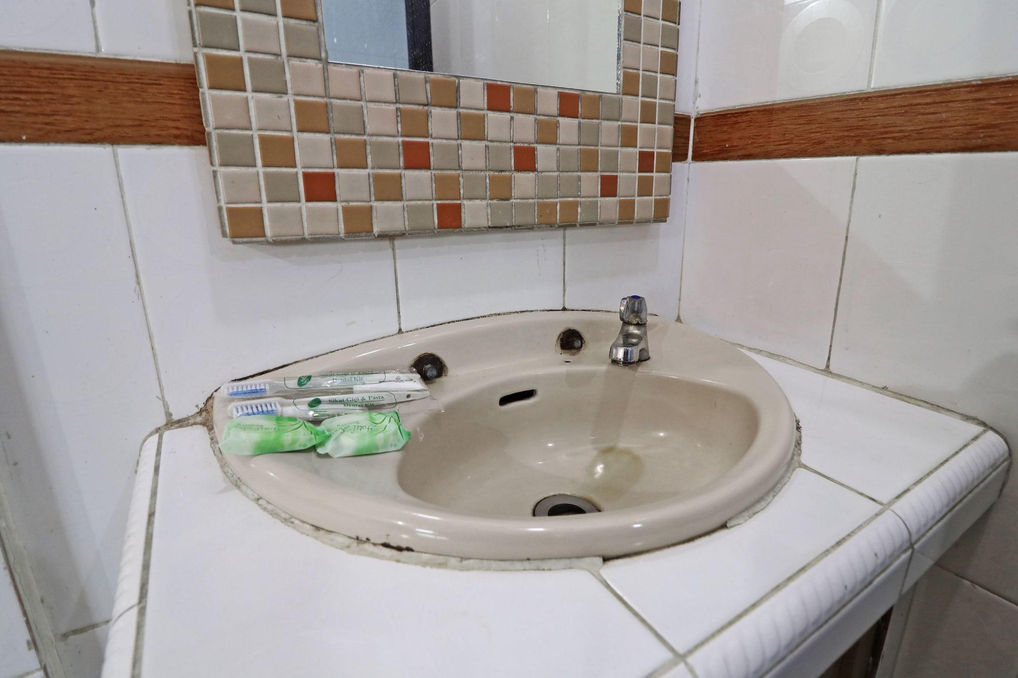 בנג'ארמאסין Hotel Sas Syariah מראה חיצוני תמונה